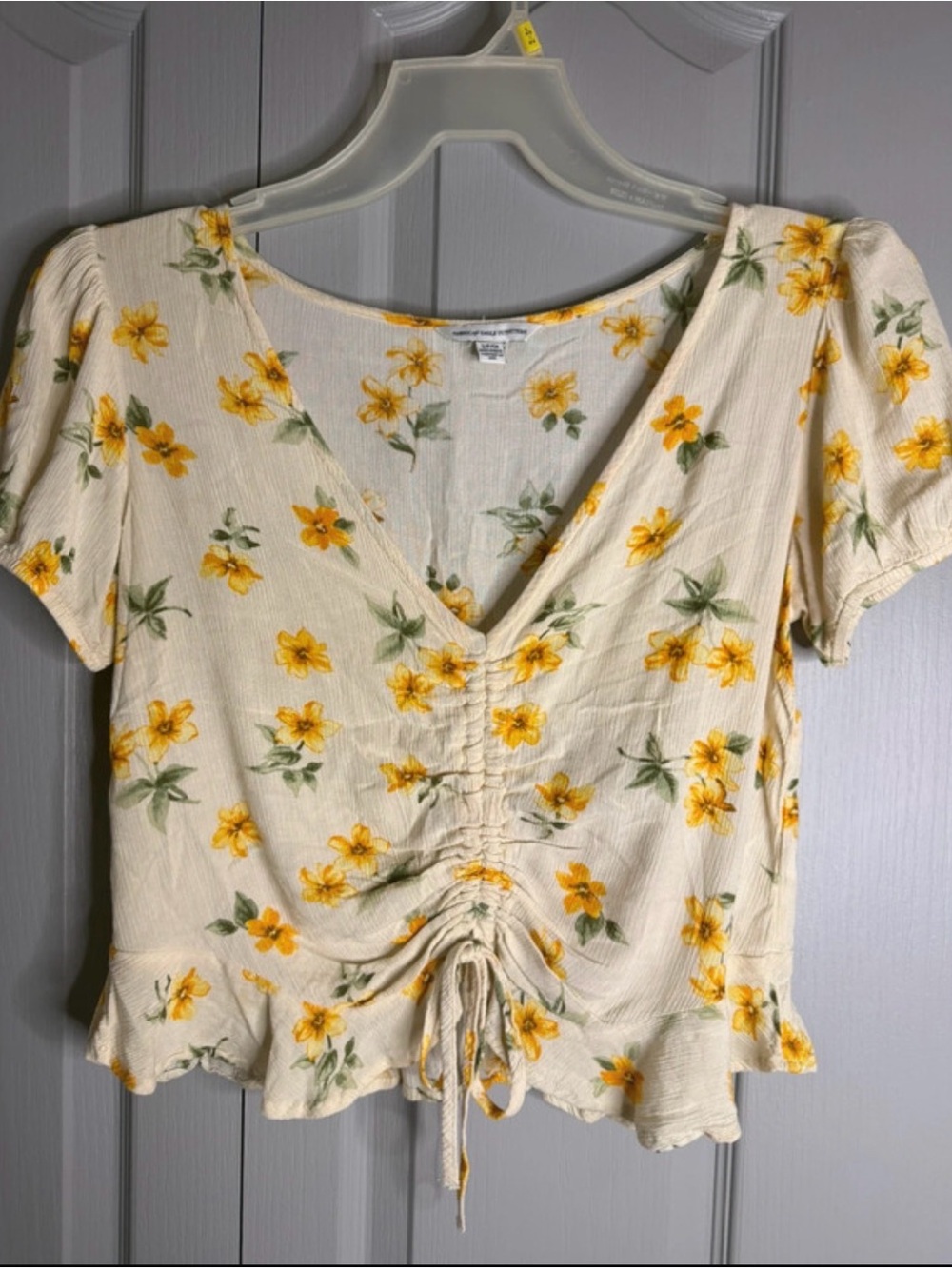 American Eagle Outfitters Cream Floral Ruched Drawstring Top